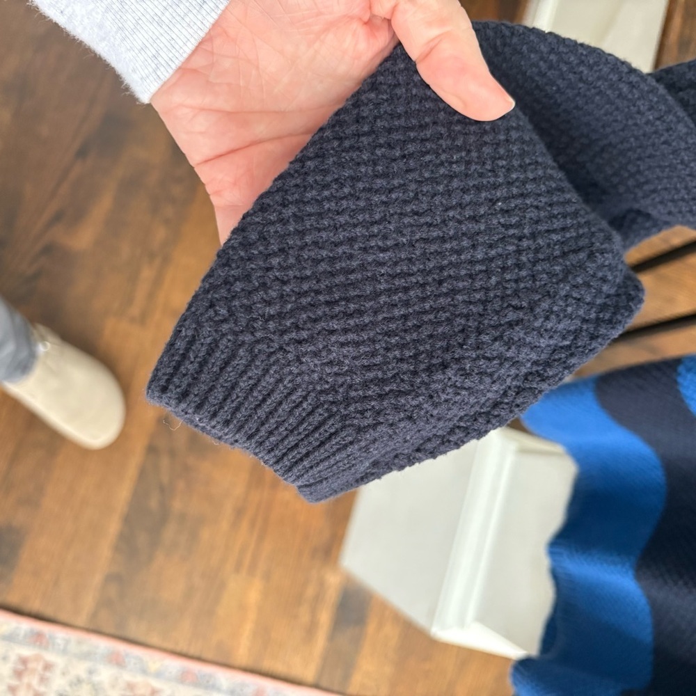 Navy and Blue Striped Boat Neck Sweater Size Large - Picture 4 of 6
